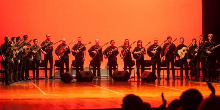 Guitarras que suenan a orquesta