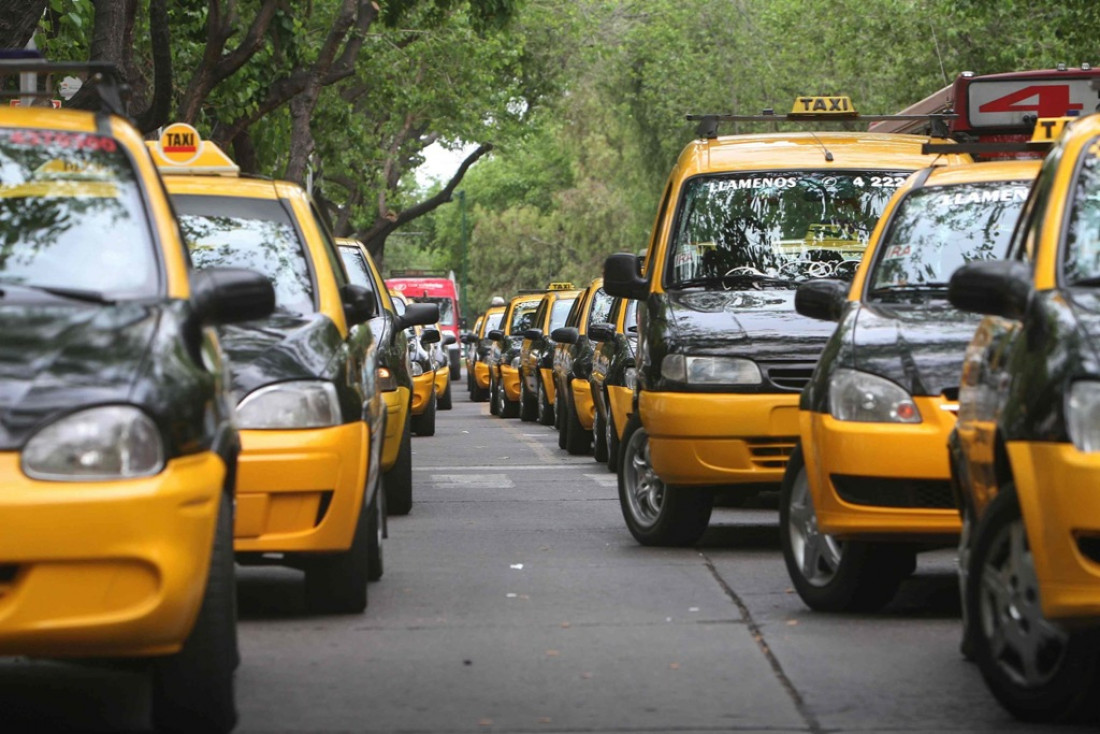 Se prevé un aumento del 24% en la tarifa de taxis