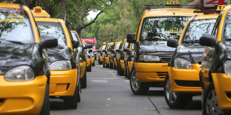 Se prevé un aumento del 24% en la tarifa de taxis