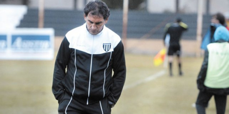 Darío Alaniz: "Es un torneo suicida, pero hay que seguir"