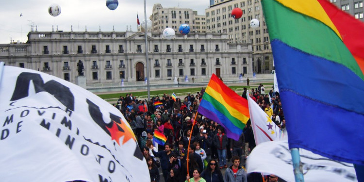 A partir de hoy rige en Chile la unión civil entre homosexuales 