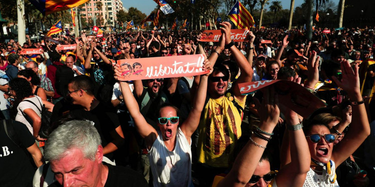 Cataluña declaró su independencia