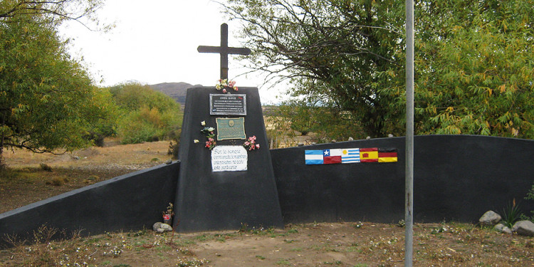 Estancia Anita: una visita a las tumbas sin nombres de la Patagonia Rebelde