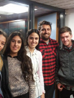Un grupo de mendocinos busca recrear la experiencia de un recital en vivo
