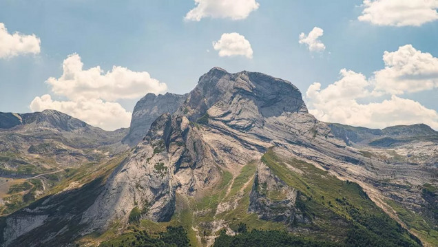 imagen El cambio climático está resquebrajando las montañas y cada vez hay más desprendimientos