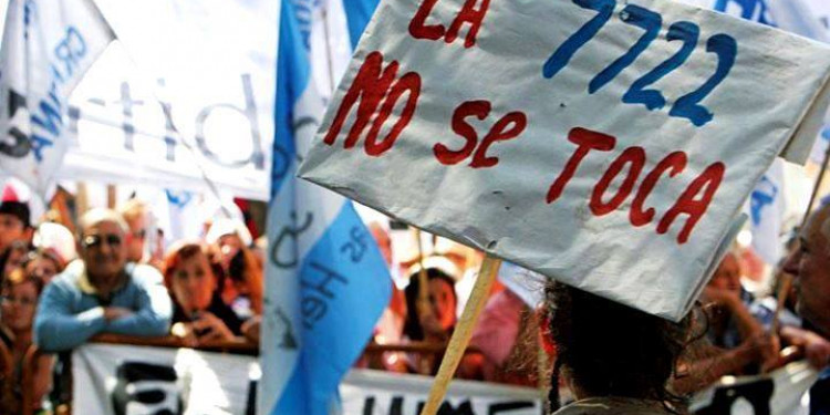 Manifestación por la defensa de la ley 7722