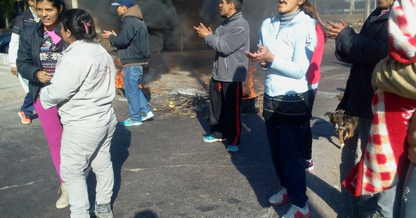 Reclamo por falta de luz en los barrios Flores y Olivares - Unidiversidad