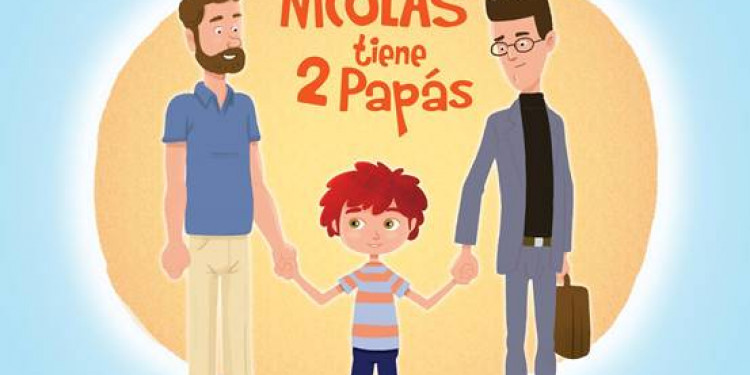 "Nicolás tiene 2 papás"