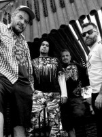 Cinical festeja 18 de metal con DVD y show gratuito