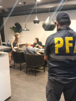 Investigan a una organización que ofrece paquete turístico de parto con pasaporte a embarazadas rusas