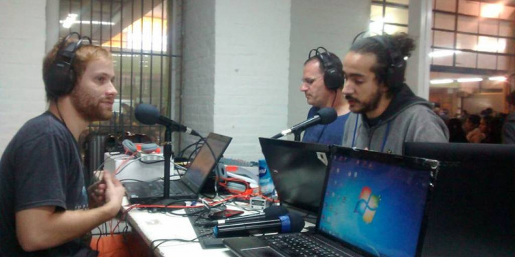 Radio Universidad transmitió desde el Comedor Universitario