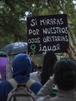 "La innecesaria inclusión del femenino" y la prohibición de la perspectiva de género desafían al 8M