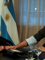 Carrió: "Estoy al lado de Macri, sobre todo en las crisis"
