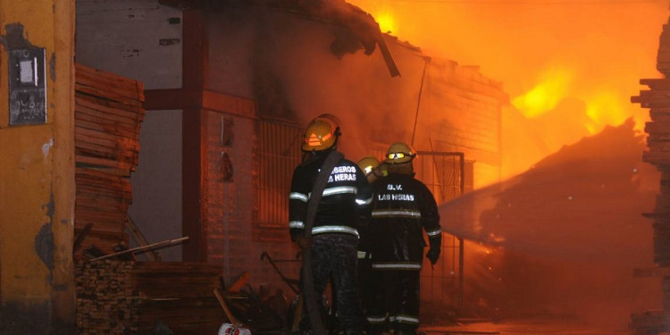 Día del Bombero: los héroes que no piden nada a cambio