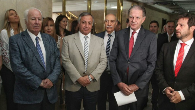 imagen "Puede ser hombre, mujer o travesti", dijo el Gobierno sobre futuros jueces de la Corte