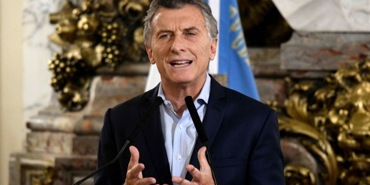 Sondeo: la imagen de Macri cayó por la crisis económica