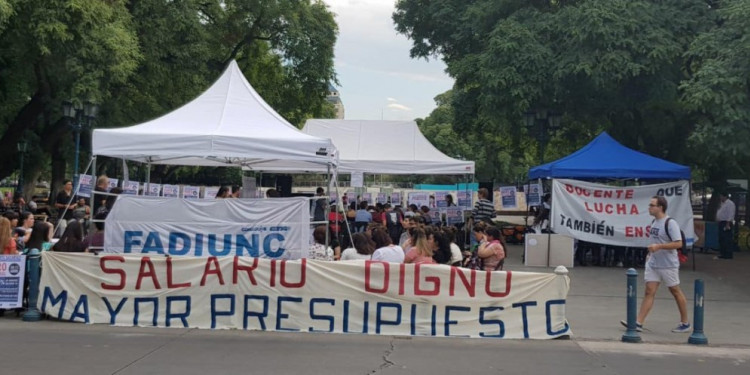 Docentes universitarios no retomarían las clases