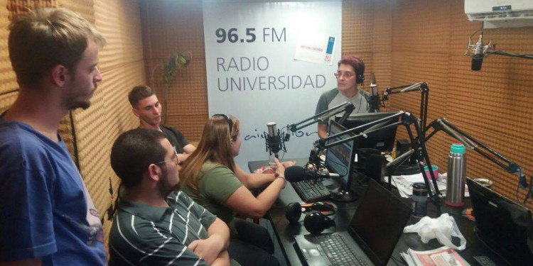 La murga "Baldosas Flojas" festejará a lo grande sus 20 años