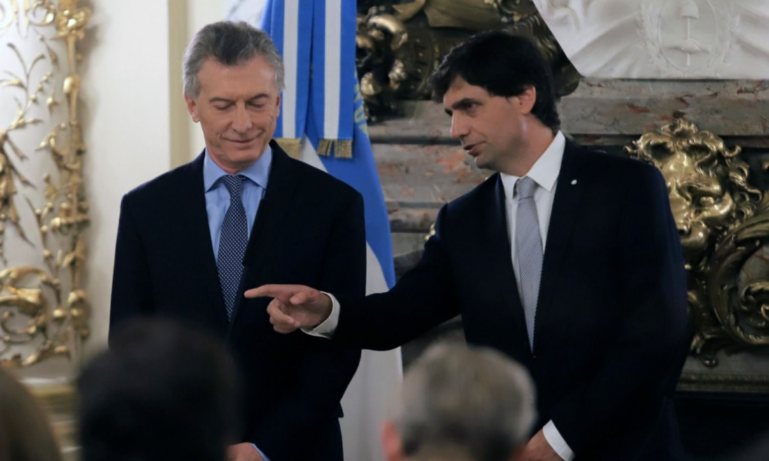 Macri reestablece el control de cambios para contener la crisis