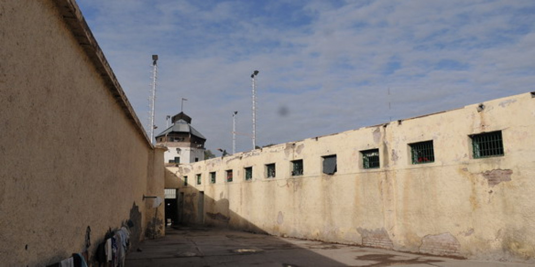 La cárcel local, centro de torturas y abusos 