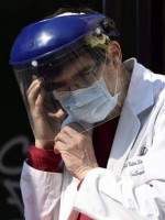 Informaron 105 nuevos fallecimientos por coronavirus en Argentina