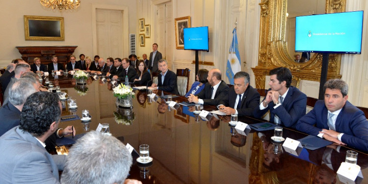Pacto fiscal: Macri logró acordar con los mandatarios