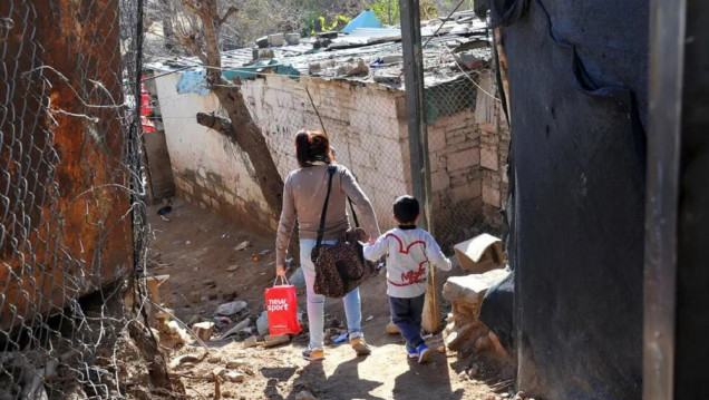 imagen Proyectan que el 70% de niños y niñas serán pobres en Argentina para fines de marzo 