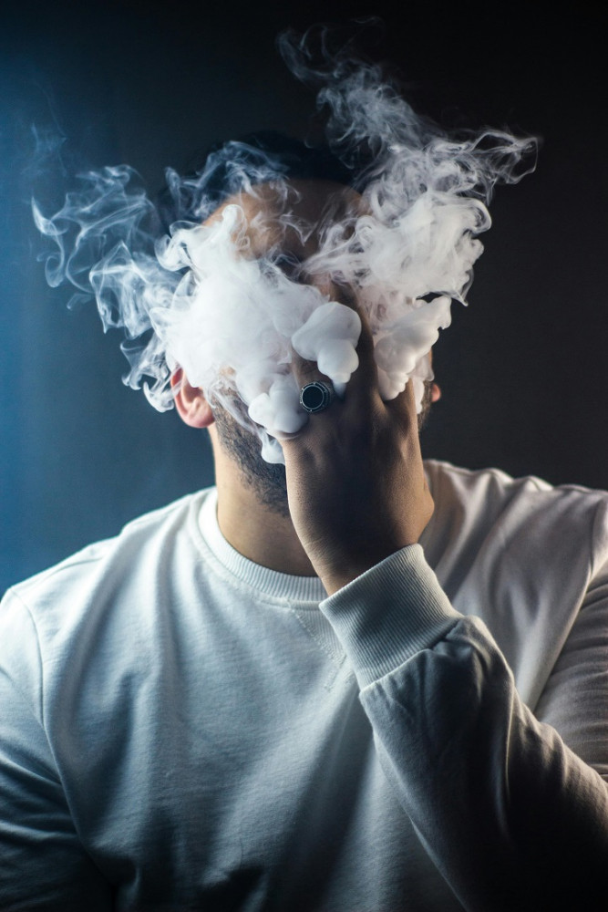 Nueva regulación reabre debate por el vapeo