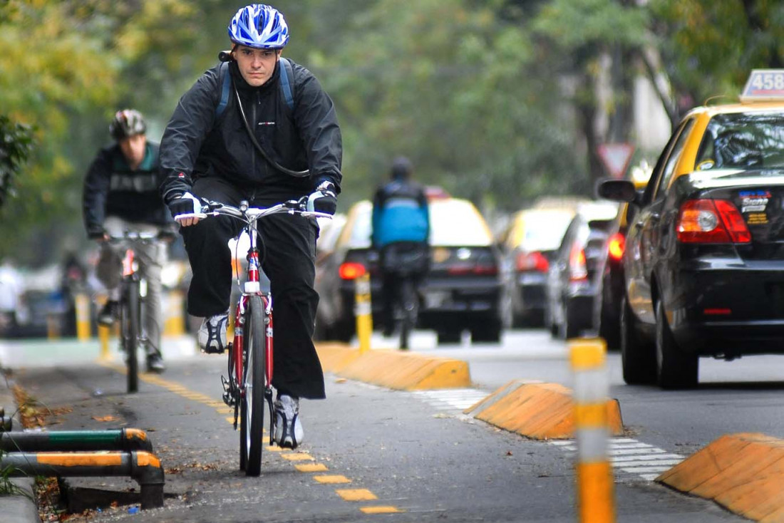 Seguridad vial en Mendoza: ciclistas pidieron la derogación de la nueva ley