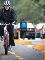 Seguridad vial en Mendoza: ciclistas pidieron la derogación de la nueva ley