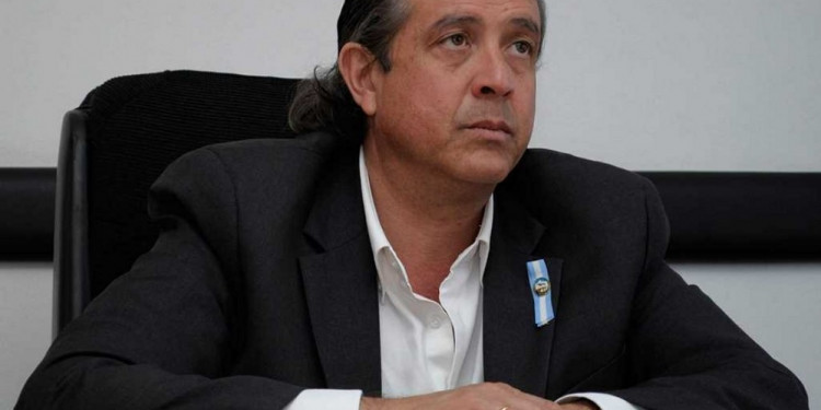 Ibañez: "El debate se debe dar en el Congreso"