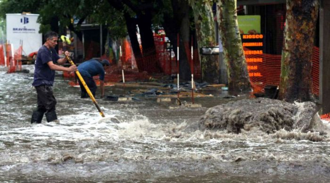 El valor de las acequias hecho agua entre los mendocinos