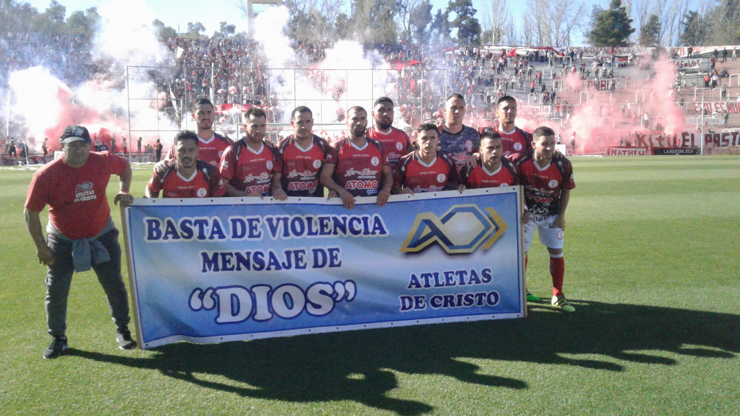 imagen En el debut, Maipú y Huracán aburrieron a todos