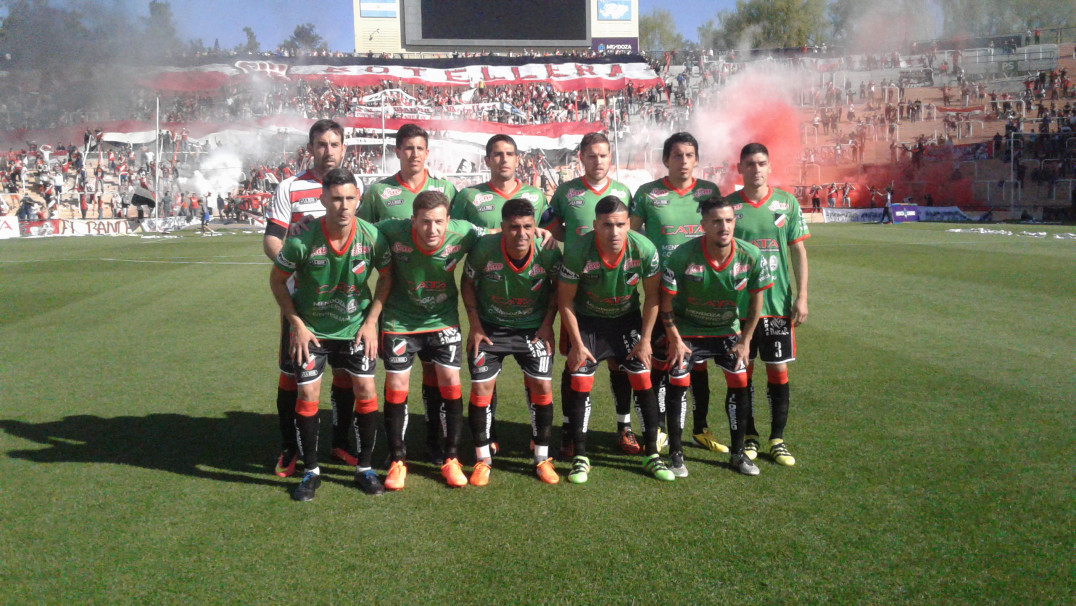 imagen En el debut, Maipú y Huracán aburrieron a todos