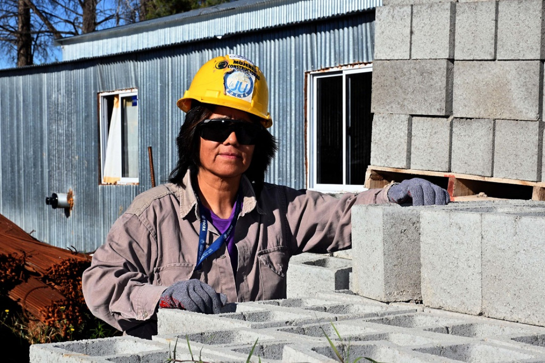 Maestras de obras mayores: trabajadoras de la construcción cuentan su experiencia laboral