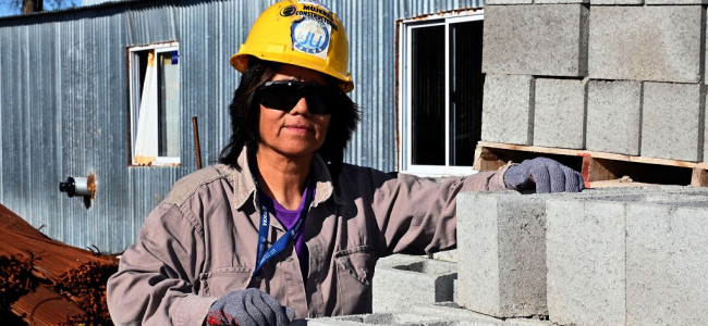 Maestras de obras mayores: trabajadoras de la construcción cuentan su experiencia laboral