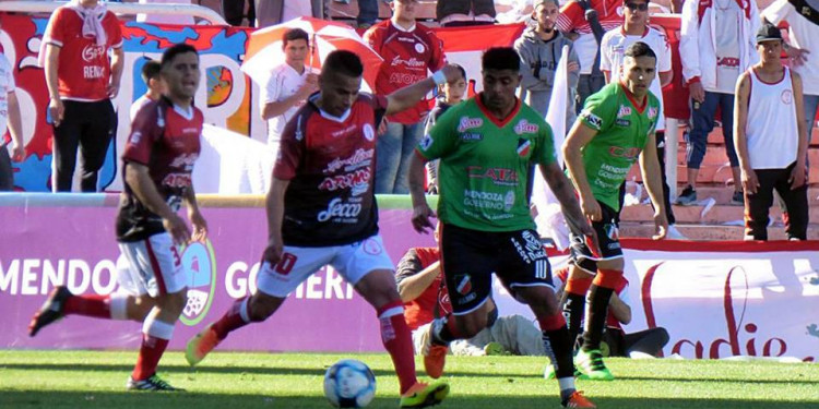 En el debut, Maipú y Huracán aburrieron a todos