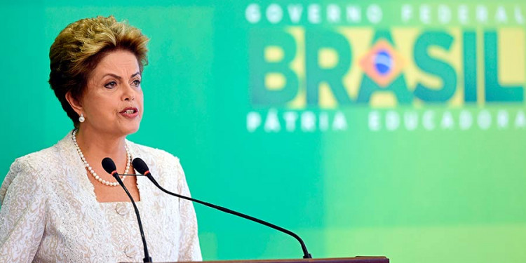 Ocho ministerios menos para Brasil