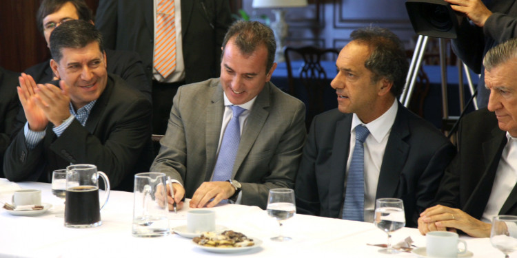 Pérez firmó junto a Scioli, Gioja y Beder el Compromiso por la Vitivinicultura