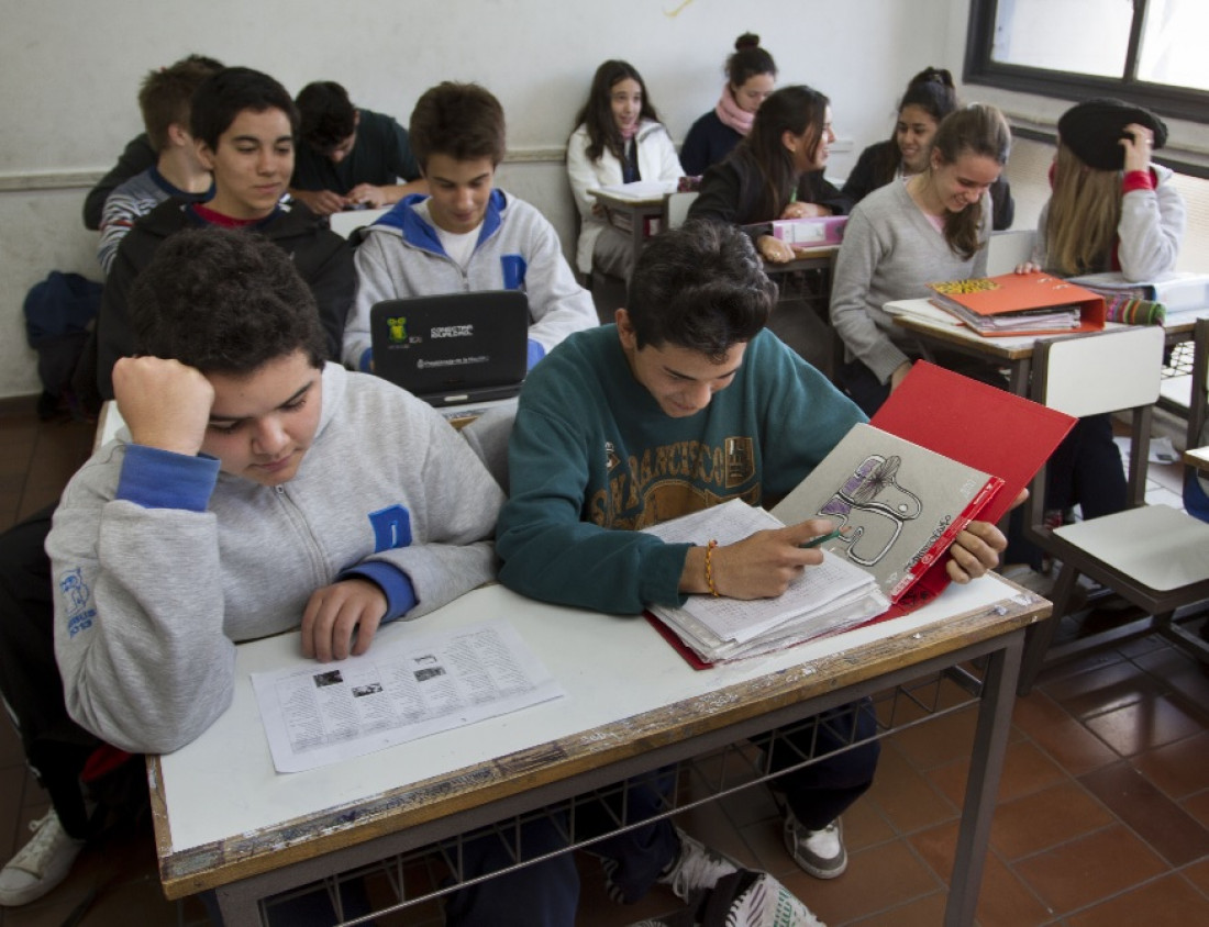 Semana de paro docente universitario: opinión de los padres del DAD