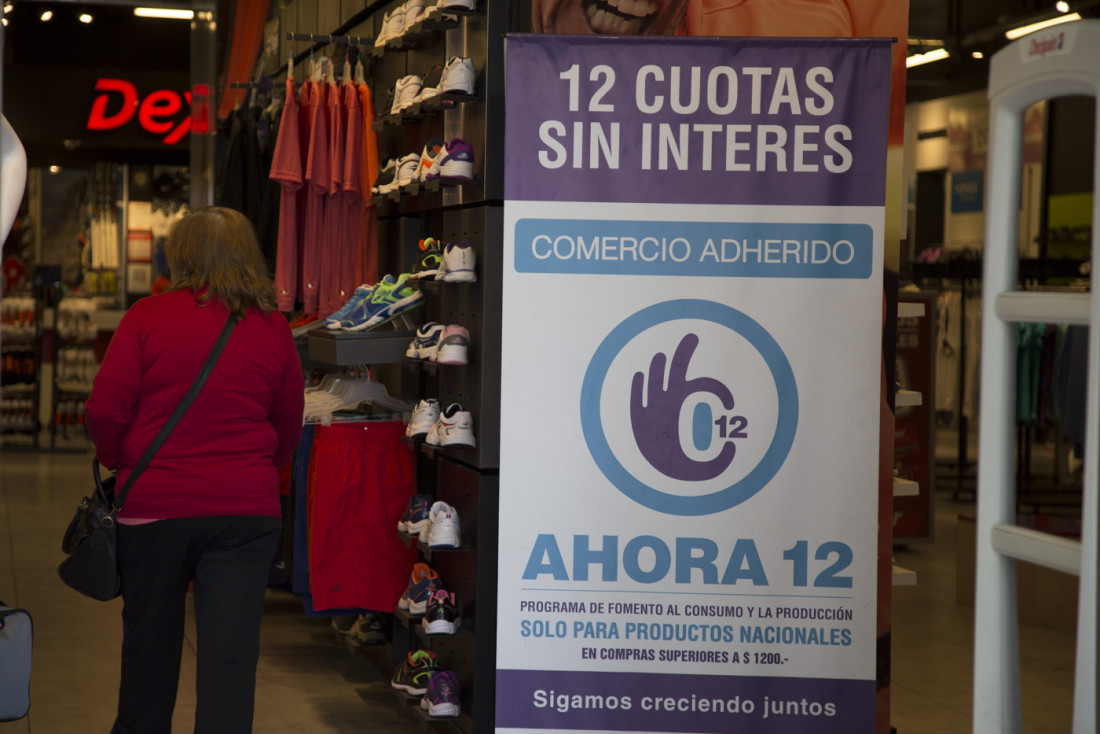 Comerciantes a la espera del "Ahora 18"