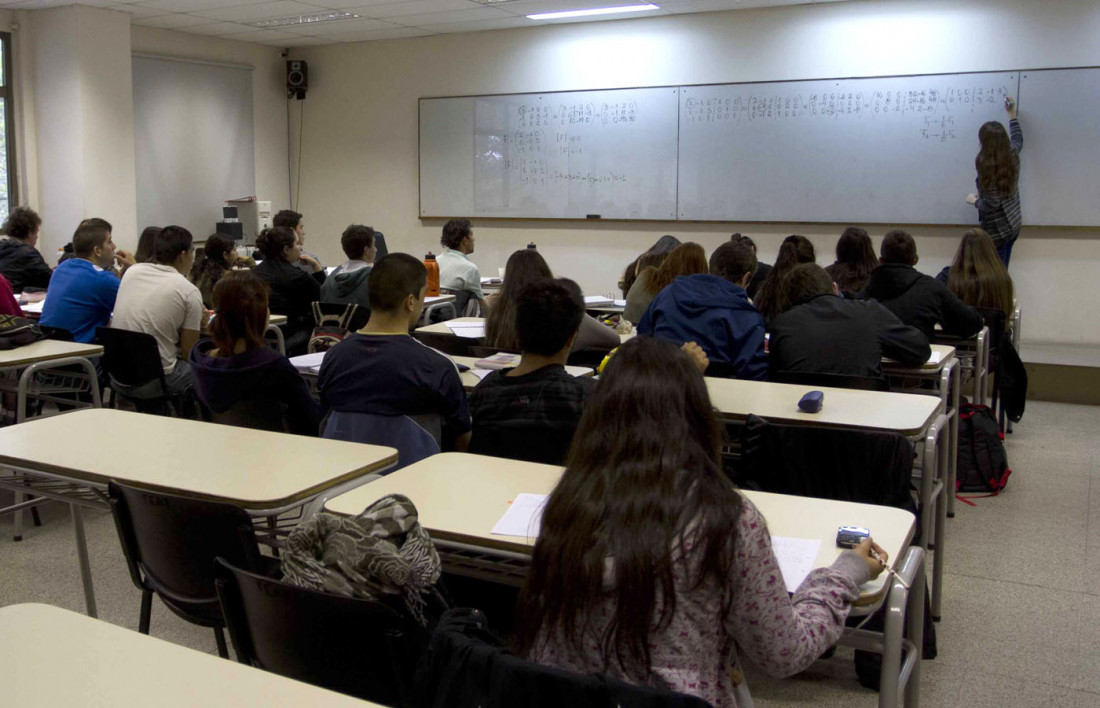 Según la UNCuyo, no hay presupuesto para el ingreso irrestricto de estudiantes