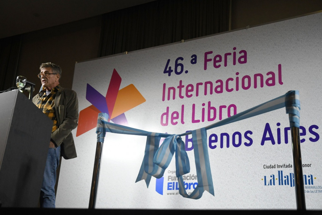 Con críticas en torno a la compleja situación editorial del país, abrió la Feria del Libro 2022