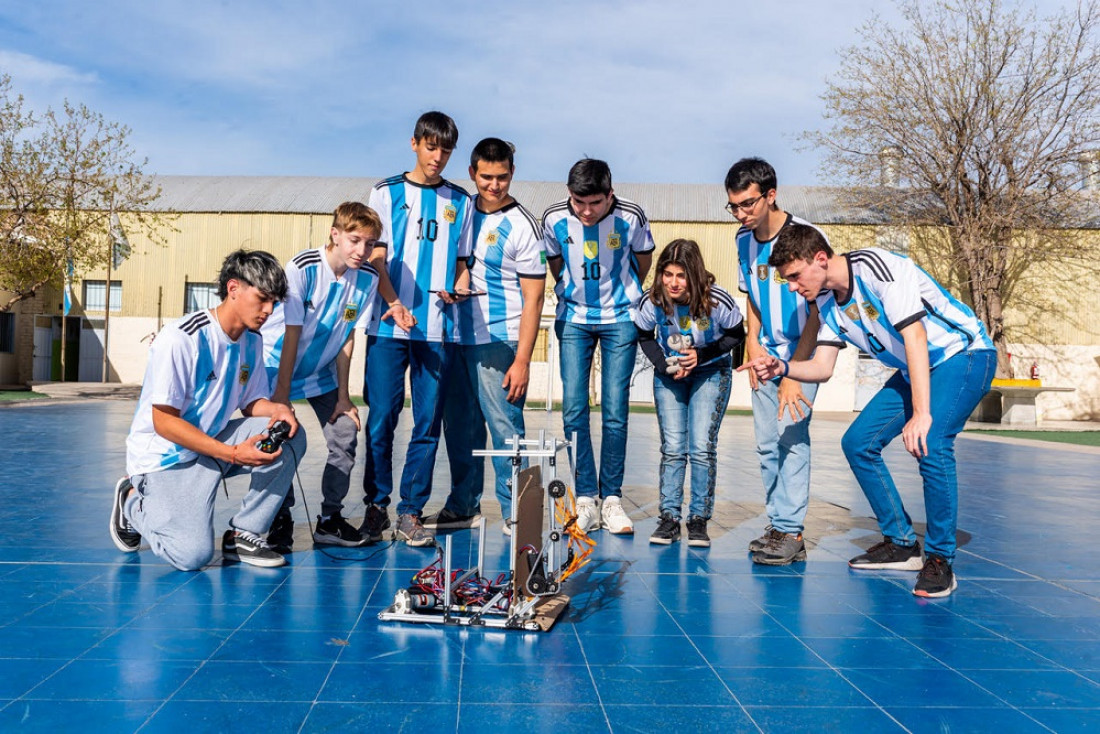 Nueve estudiantes de Mendoza conforman la Selección Argentina de Robótica
