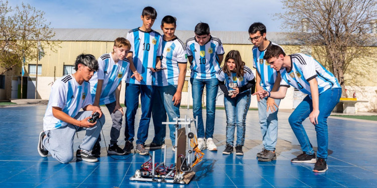Nueve estudiantes de Mendoza conforman la Selección Argentina de Robótica