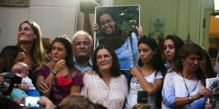 El pedido de justicia iluminó las calles de Mendoza