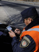 Buscan impedir por ley que la Policía retenga el carnet de conducir