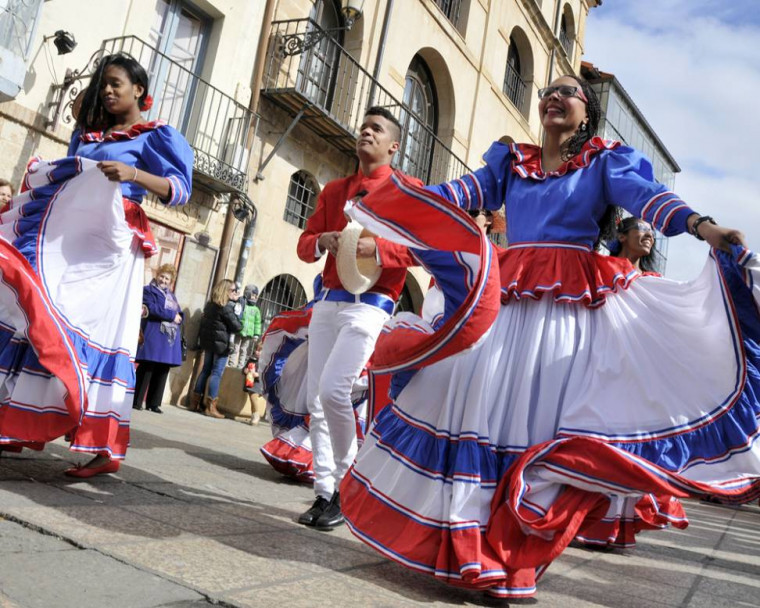 imagen Día Mundial del Folklore: mirá las danzas latinas más importantes