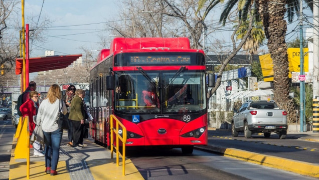imagen Transporte público: el horario pico se extendió dos horas y hay más transacciones que antes 