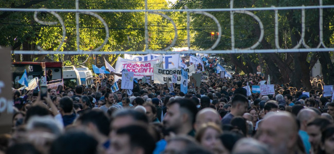 Tras las masivas marchas, las universidades nacionales se preparan para la reunión con el Gobierno